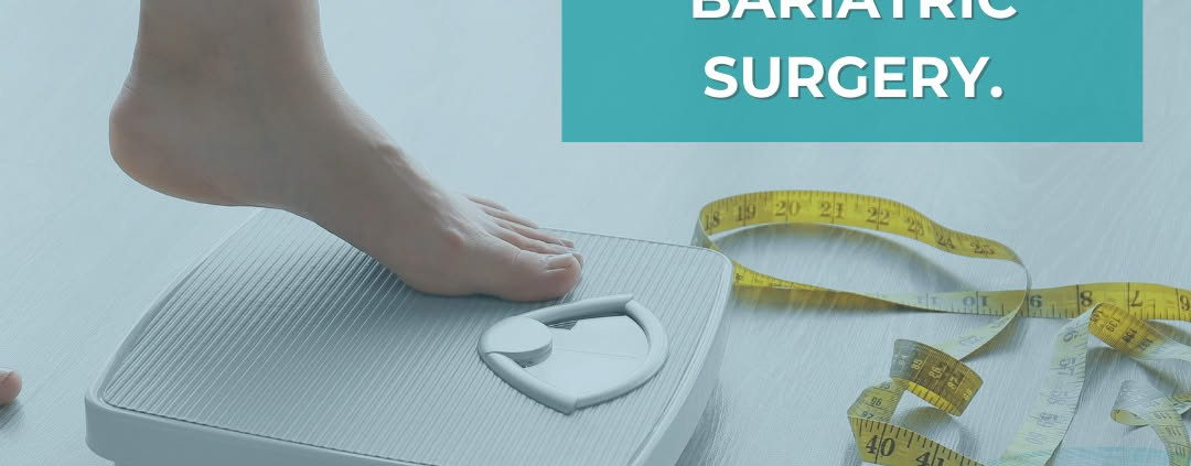 Surgeon performing a minimally invasive bariatric procedure in Aruba